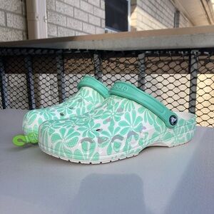 Crocs Baya White with Teal Flowers Floral Slip On Crocs